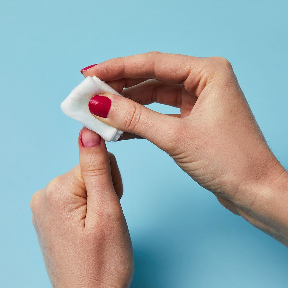 Berry Fresh Nail Polish Remover Wipes- 30 pieces | Paraben Free | Vitamin E | Acetone-Free
